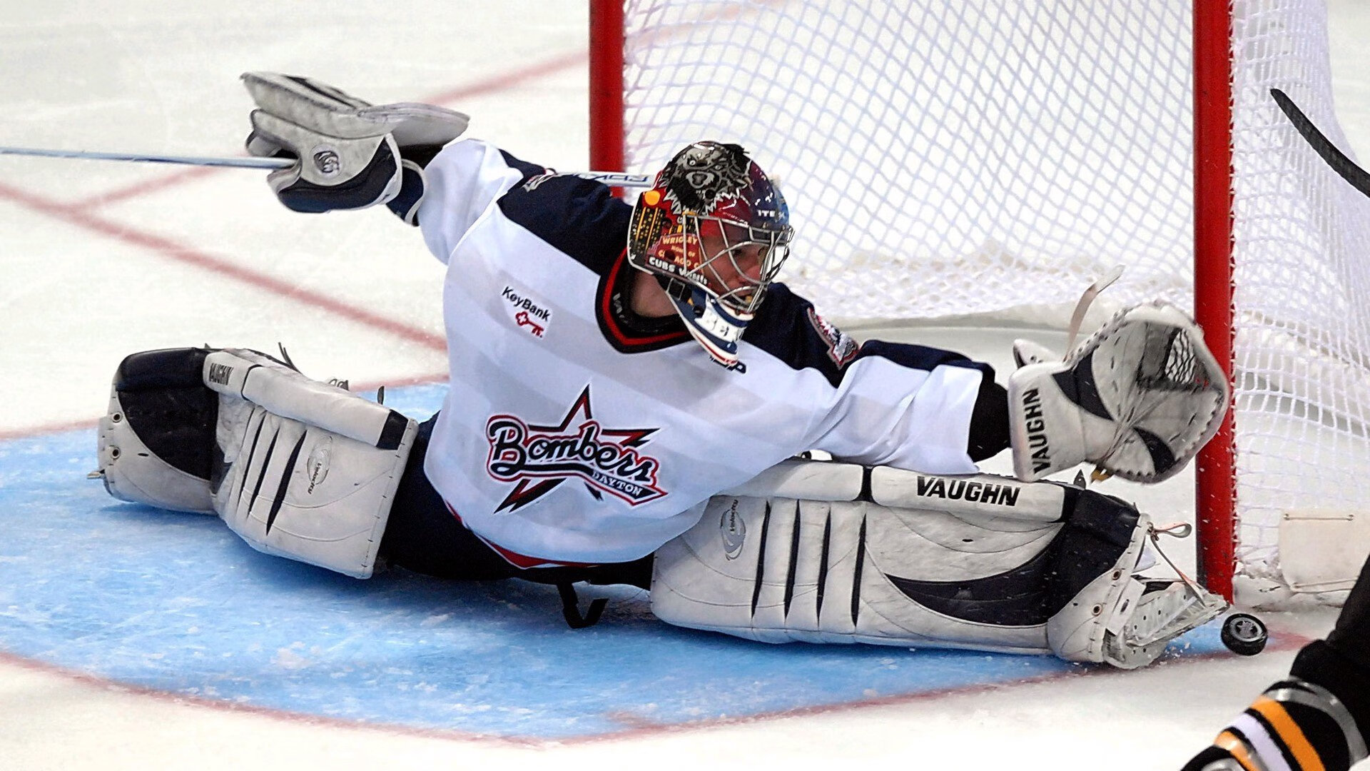 “腰旗橄榄球：东部新区赛场开启新型竞技时代”